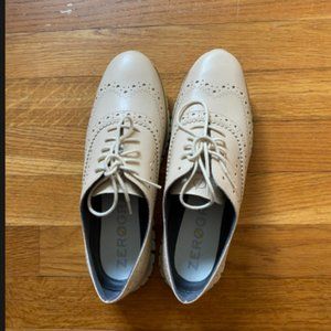 NWT!! Cole Haan Women’s Zerogrand Wingtip Oxford, 7B, beige/nude